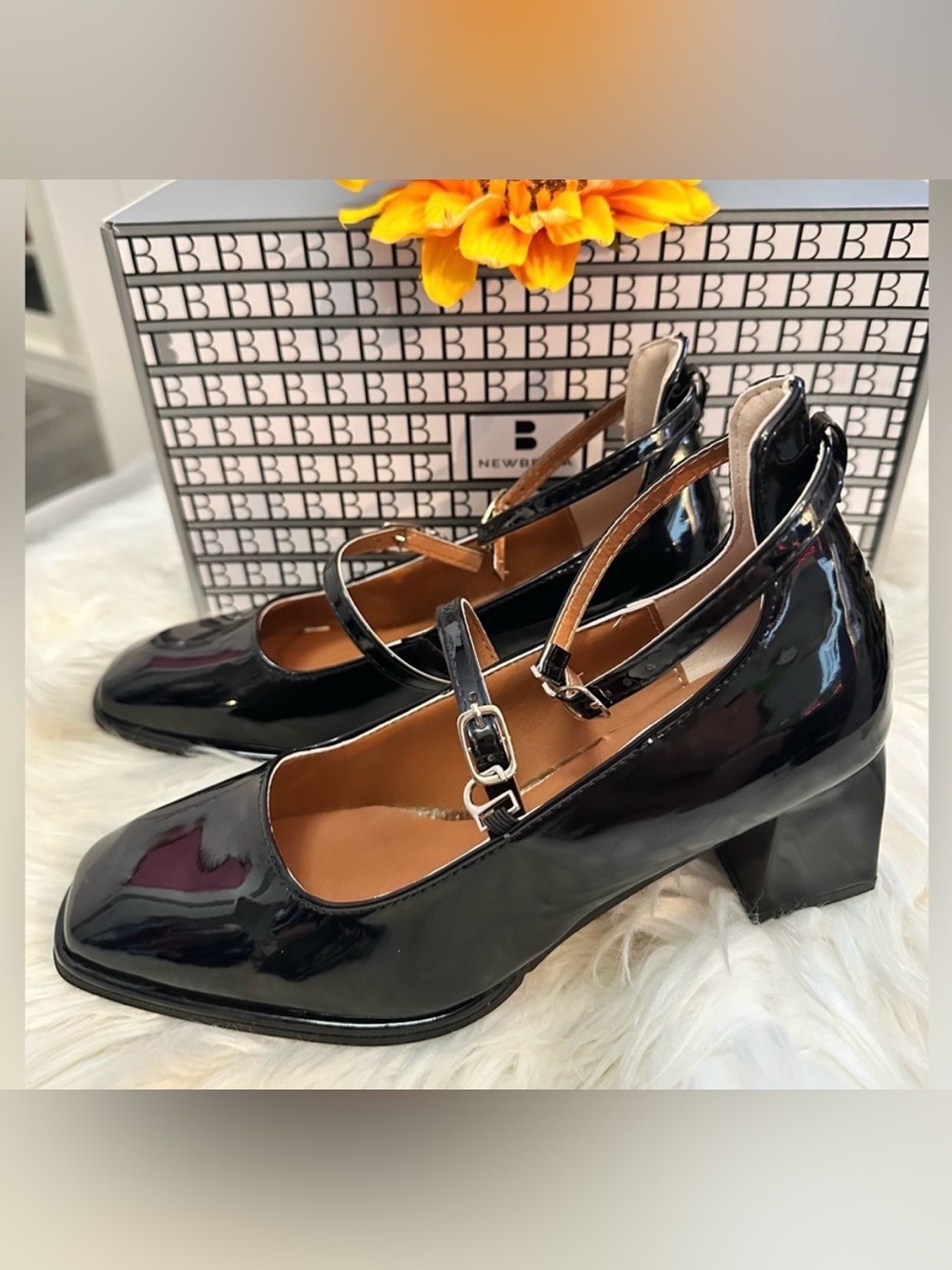Black Patent Mary Jane Low Heels W/Ankle Strap Sz 7.5 (38) New Bella NEW! FIRM!